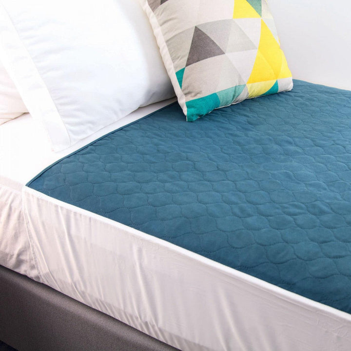 Conni Bed Pad with Tuck-ins - Teal Blue - LuxeMED