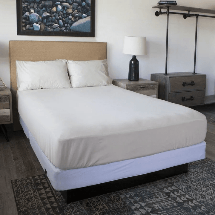 Conni Waterproof Mattress Protector