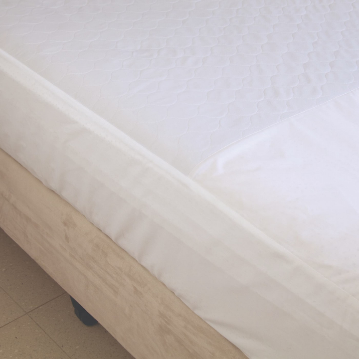 Conni Fitted Bed Pad Sheet