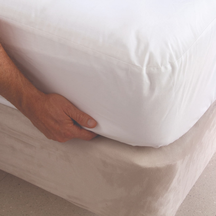 Conni Fitted Bed Pad Sheet